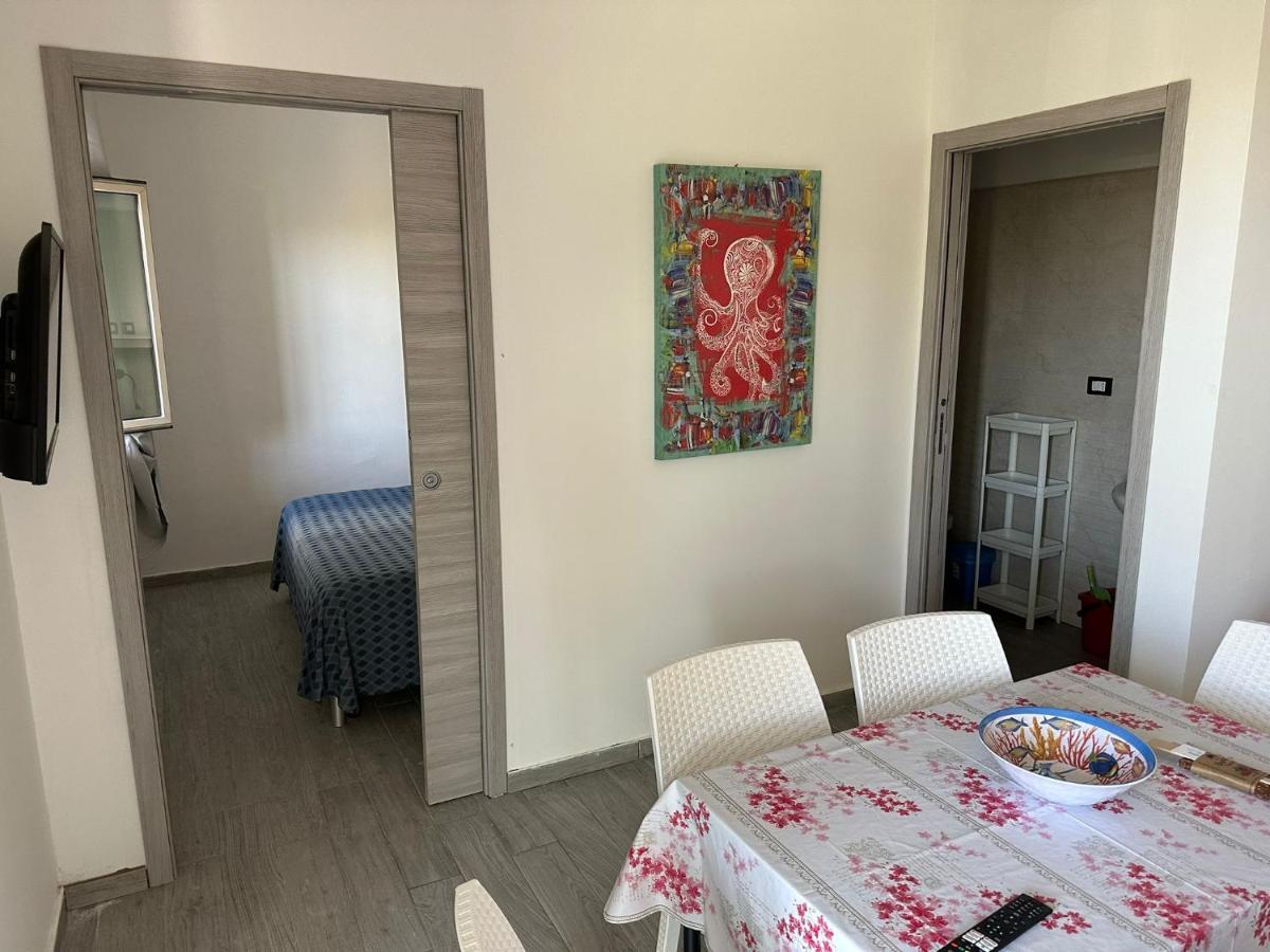 Riva Del Golfo Apartment *